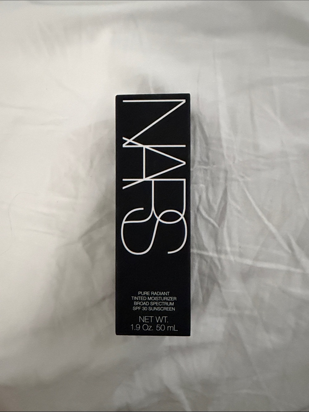 NARS Pure Radiant Tinted Moisturizer SPF 30 – Auckland